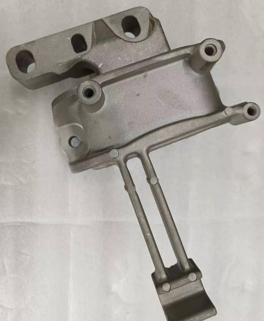 Engine MTG ,AUDI A3 Convertible (8V7, 8VE) ,A3, S3 ,SKODA KODIAQ I (NS6, NS7, NV7) ,OCTAVIA III (5E3, NL3, NR3) , VW PASSAT B8 (3G2, CB2), TIGUAN (AD1, AX1),  3Q0199262J